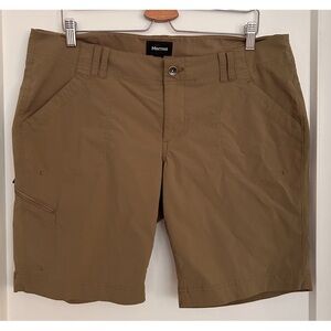 Women’s Marmot Shorts in Tan Size 14 (XXL)